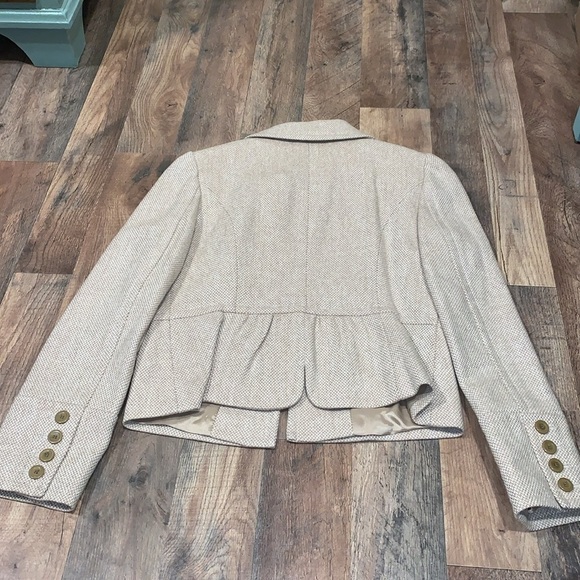 LOFT Size 2 Wool Blend Fully Lined Blazer. - Picture 5 of 5